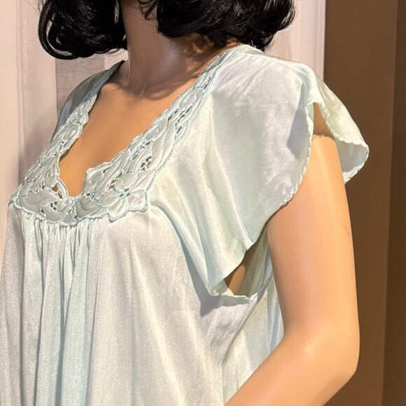 American Vintage Kayser Green flutter sleeves Long Nightgown size medium - Picture 11 of 12